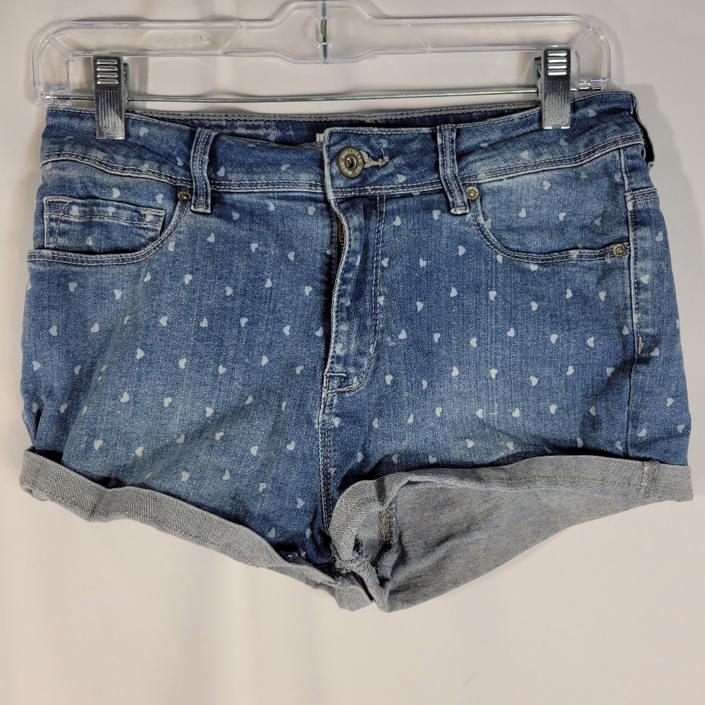 Bullhead Heart Print Hi Rise Five Pocket Cuffed Hem Shorts Size 9